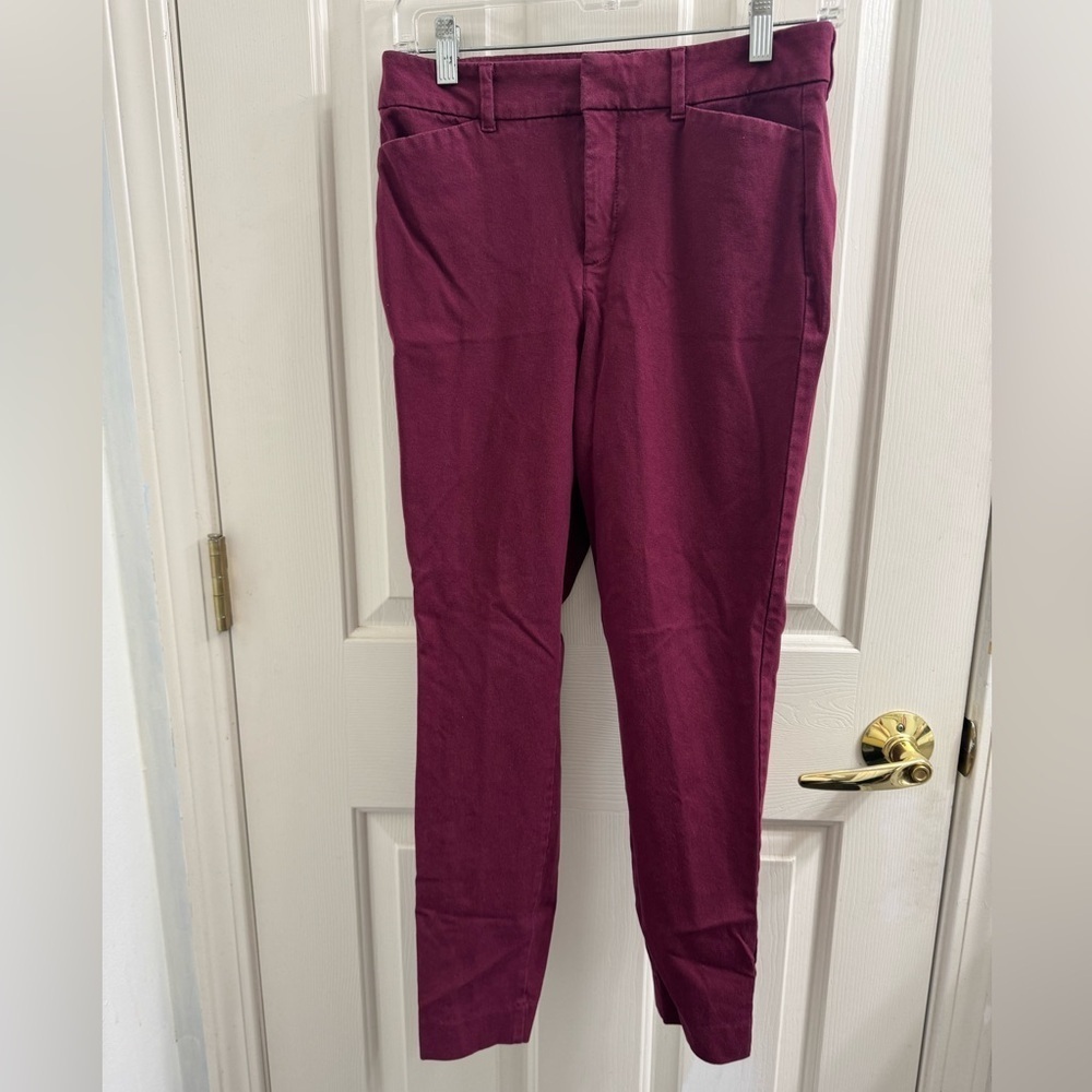 Old Navy High-Rise Pixie Burgundy Pants